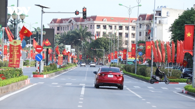 Một số sở của Ninh Bình được bố trí tối đa 6 phó giám đốc