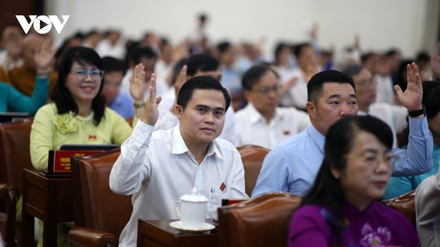 Kẹt xe, ngập nước kéo dài ở TP.HCM: Đừng để niềm tin của cử tri nguội tắt