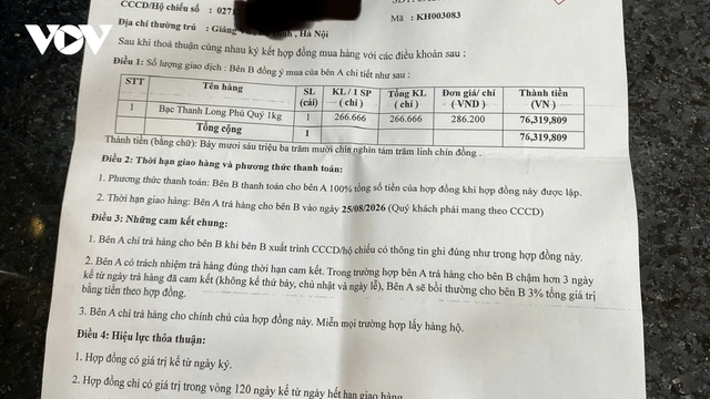 Trả tiền thật, nhận giấy hẹn: Rủi ro nào từ giao dịch mua vàng trả tiền trước?