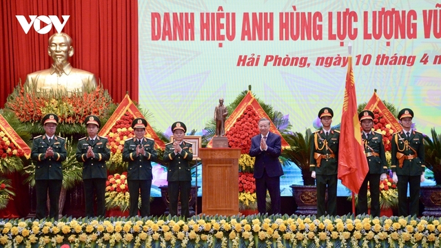 Tổng Bí thư, Chủ tịch nước Tô Lâm trao Danh hiệu Anh hùng Lực lượng vũ trang tặng Quân khu 3