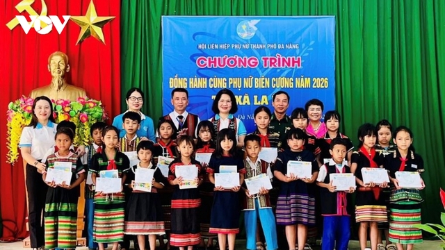 Phụ nữ Đà Nẵng hướng về đồng bào vùng biên