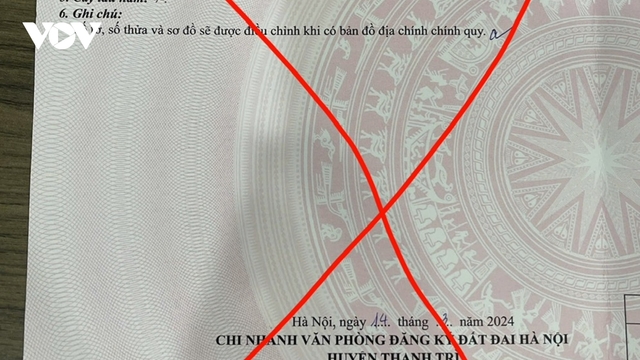 Hà Nội xuất hiện sổ đỏ giả với thủ đoạn vô cùng tinh vi