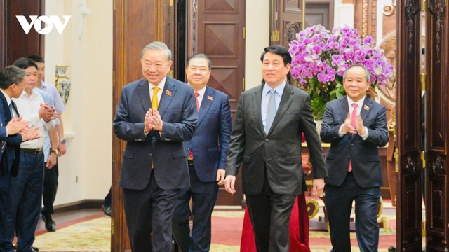 Tổng Bí thư, Chủ tịch nước Tô Lâm gặp mặt cán bộ, nhân viên Văn phòng Chủ tịch nước