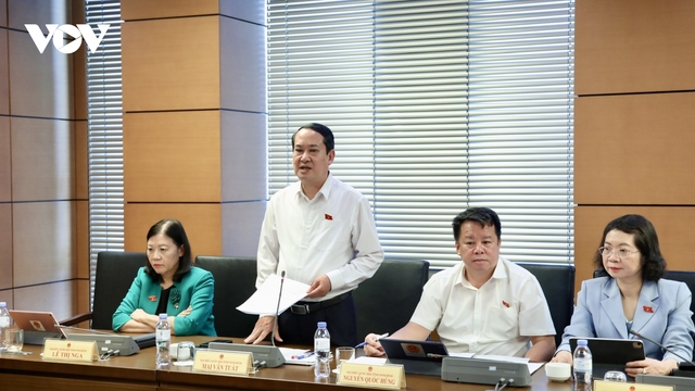 Tăng trưởng 10%: Giải bài toán "đói vốn" và nâng chất lượng cán bộ cơ sở