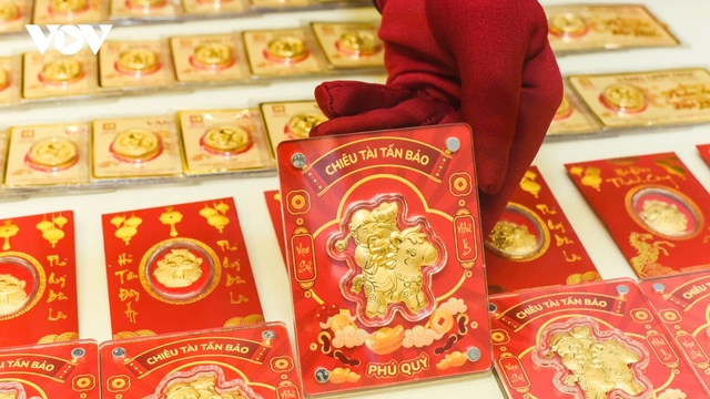 Giá vàng hôm nay 16/4: Giá vàng SJC giảm còn 168,5 – 172,5 triệu đồng/lượng