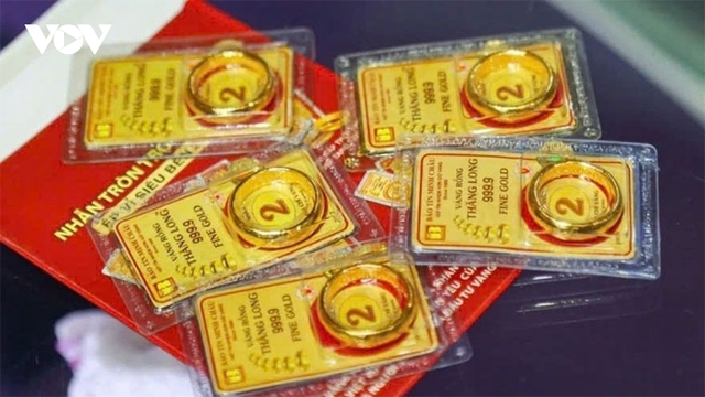 Giá vàng hôm nay 30/4: Vàng thế giới lại tăng
