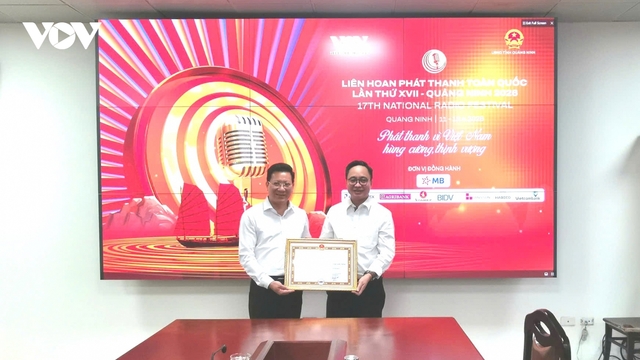 VOV tặng bằng khen cho Sở Văn hóa, Thể thao và Du lịch Quảng Ninh