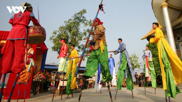 Khám phá "vũ điệu" cà kheo trên sóng của ngư dân vùng biển Thịnh Long, Ninh Bình