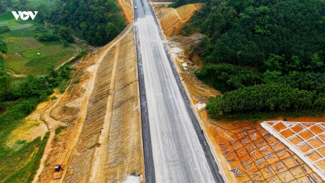 Đề xuất thêm 3 tuyến cao tốc chiến lược hơn 850km kết nối Bắc Bộ và Tây Nguyên