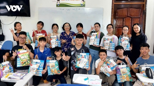 Nhiều hoạt động chăm lo trẻ em hoàn cảnh khó khăn ở vùng núi Đà Nẵng