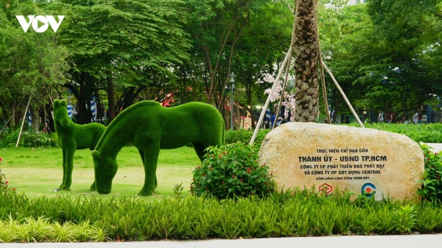 TP.HCM tiếp tục lấy đất “quây tôn” làm công viên: Khơi thông “khoảng thở” đô thị