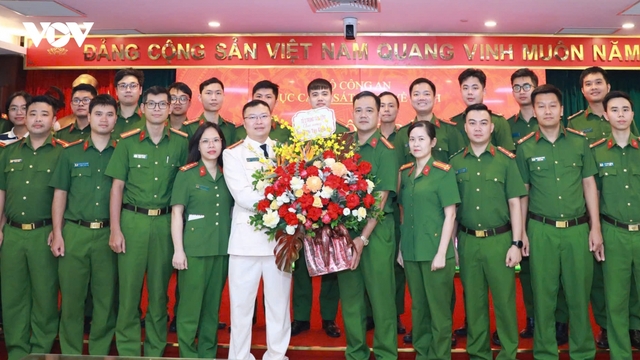 Thiếu tá Nguyễn Quốc Huy giữ chức Giám đốc Trung tâm Dữ liệu quốc gia về dân cư