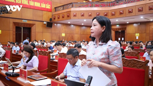Trao quyền thực chất, mở đất kiến tạo