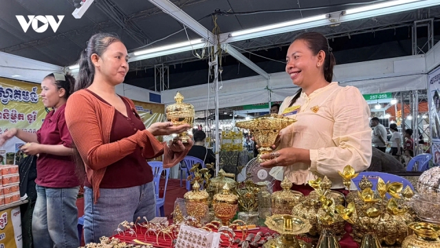 Hội chợ Quốc tế Tịnh Biên - An Giang: Khơi thông mạch máu kinh tế biên mậu