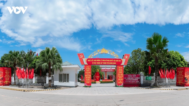 Quảng Ninh chính thức trở thành thành phố thứ 8 của Việt Nam