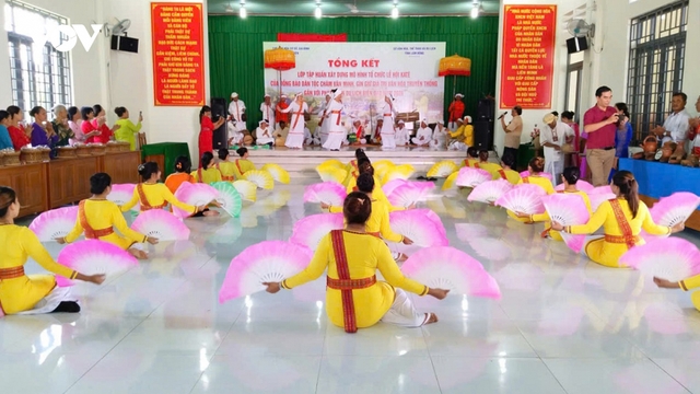 Làng Chăm ở Lâm Đồng chộn rộn đón Katê