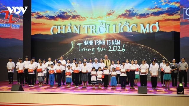 Chương trình “Chân trời ước mơ” 15 năm tiếp sức những phận đời khó khăn