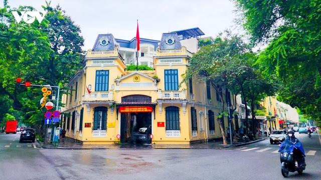 Người dân băn khoăn về đề xuất xây khách sạn tại khu vực góc Hồ Hoàn Kiếm