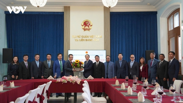 Đại sứ quán Lào tại Nga chúc mừng 81 năm Quốc khánh Việt Nam