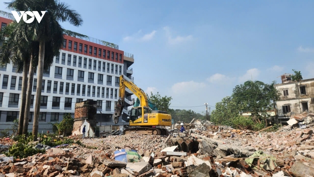 Người dân Hà Nội tháo dỡ nhà, bàn giao mặt bằng tuyến nối Phạm Hùng - Lê Đức Thọ