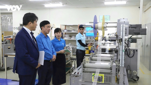 Doanh nghiệp Việt đứng ở đâu trong chuỗi cung ứng của các tập đoàn lớn?