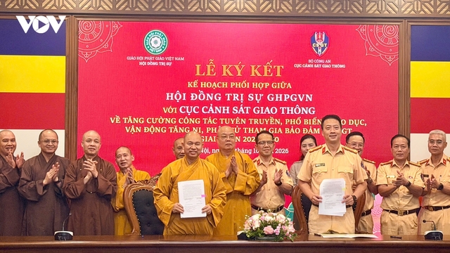 Hơn 1,17 triệu tăng ni, phật tử được tuyên truyền pháp luật về giao thông