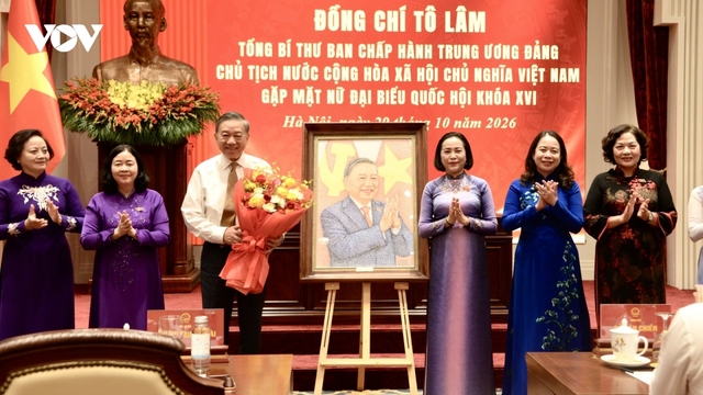 Nữ đại biểu Quốc hội cần chủ động đề xuất sáng kiến vì lợi ích chung