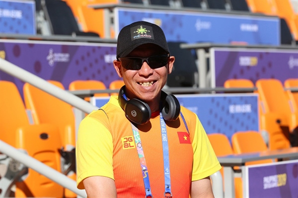 Duong Duc Thuy, head of athletics section of the National Sports Administration and head of the triathlon team taking part in the SEA Games last year. — Photo danviet.vn