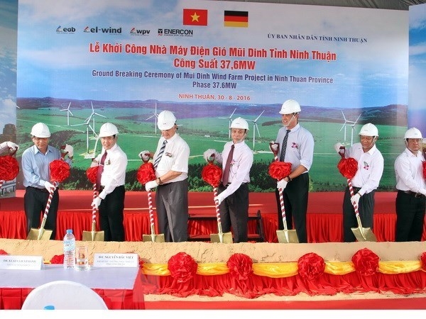 thai_firms_acquire_wind_power_farm_in_ninh_thuan.jpg