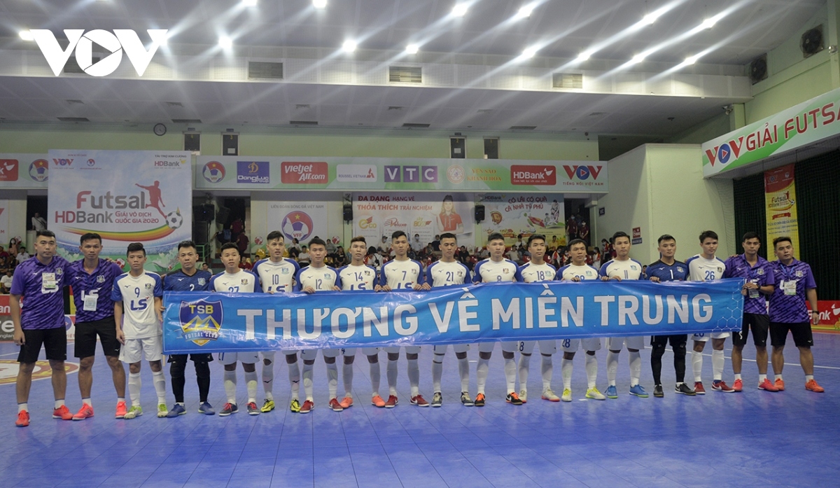 A banner declaring love for flood-hit regions in central Vietnam is put on display ahead of the final match by Thai Son Bac futsal club.