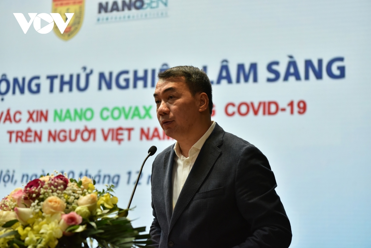 Nguyen Ngo Quang, deputy director of the Department of Science, Technology and Training, says since the initial COVID-19 outbreak, NANOGEN have been active in conducting research and introducing new technologies in an effort to develop new vaccines for the general public. Indeed, the success of a COVID-19 vaccine’s development is largely dependent on factors such as manufacturers, managers, and the community