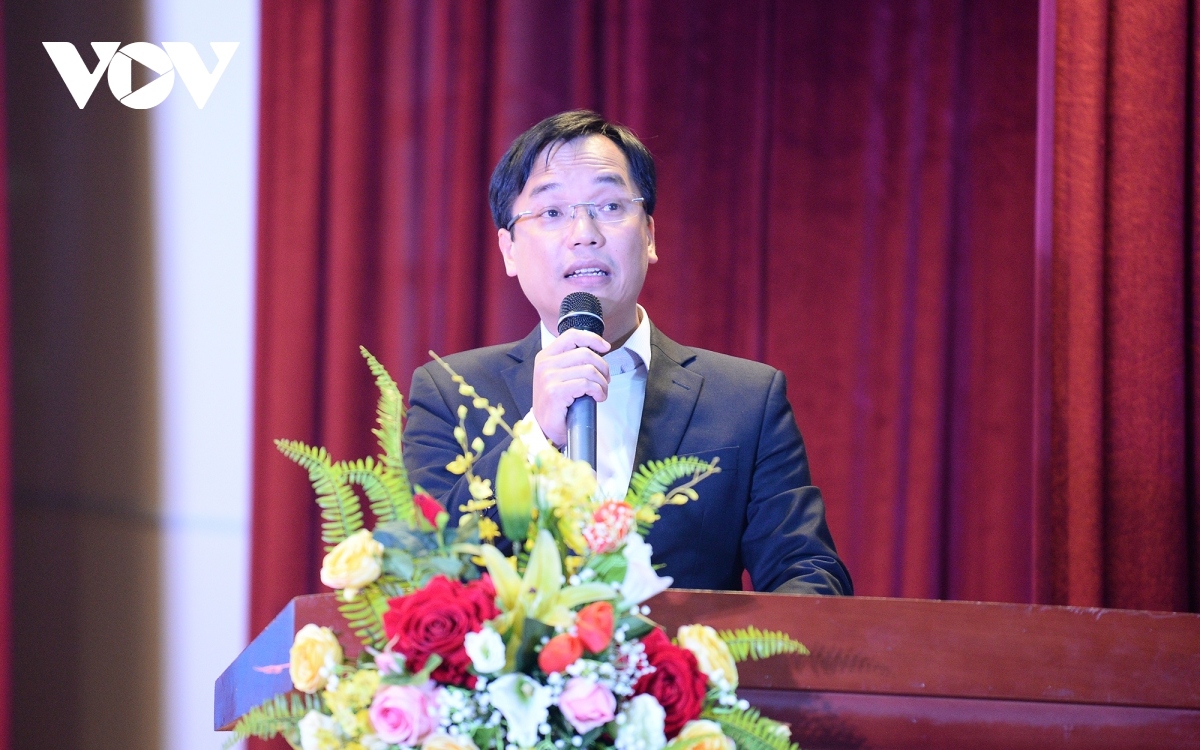 Nguyen Binh Minh, Chief Administrative Officer of the HCYU, addresses the event