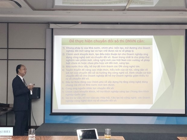 Nguyen Dinh Thang, deputy chairman of the Vietnam Association for Information Processing, speaks at a recent digital transformation seminar held in HCM City.