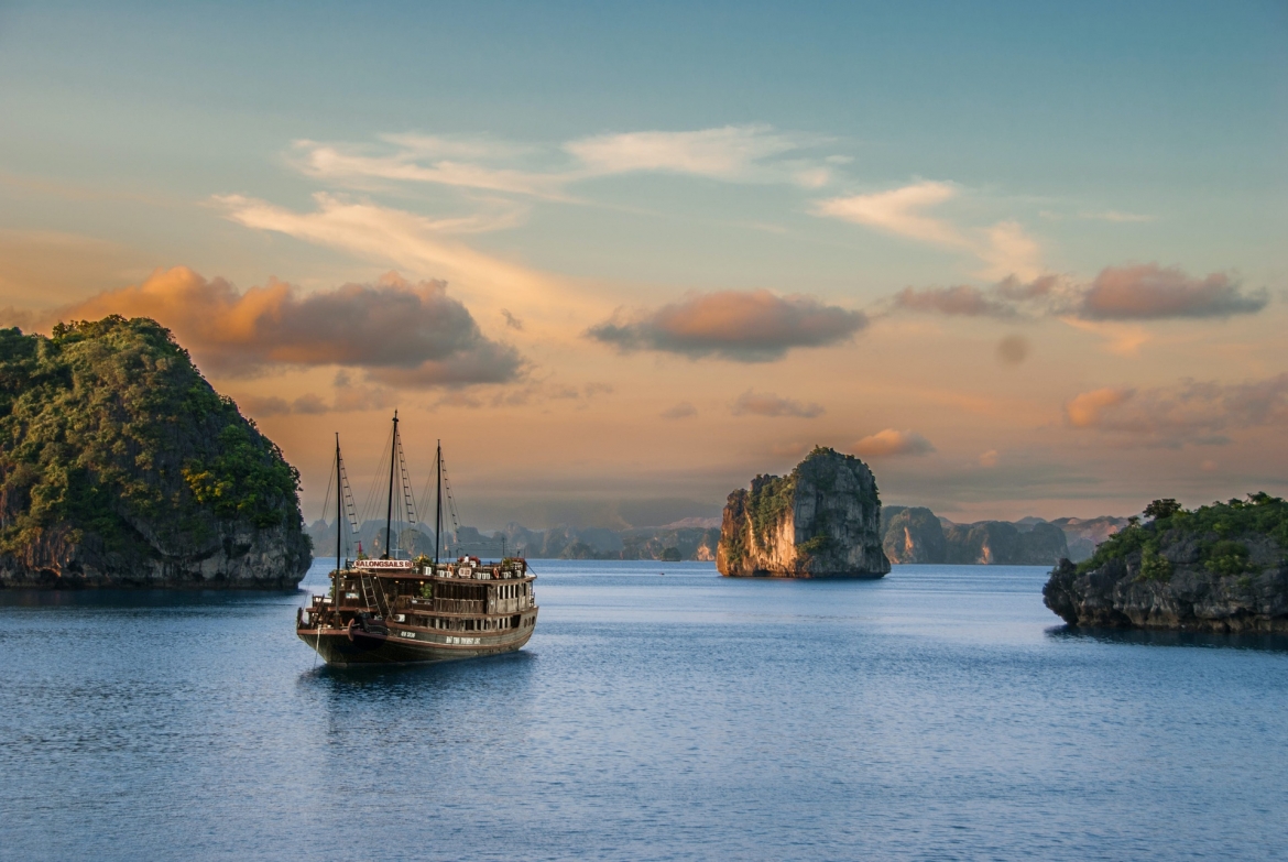 Ha Long Bay is renowned for its majestic scenery, with discovering the beautiful caves in the area proving to be an interesting experience for tourists. (Photo: Lonely Planet)