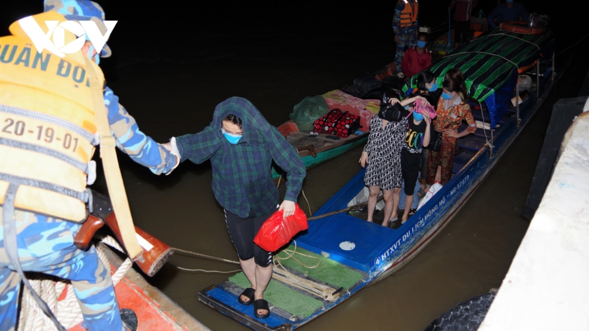 Many Vietnamese citizens residing in Cambodia are seeking to return to the homeland by boats.