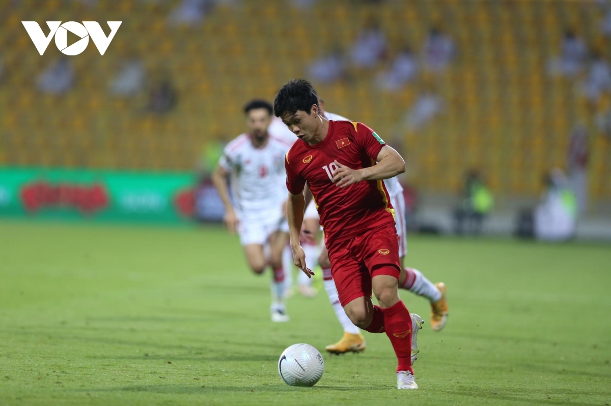 The Vietnamese team makes changes at half time in order to play more attacking in the second half.