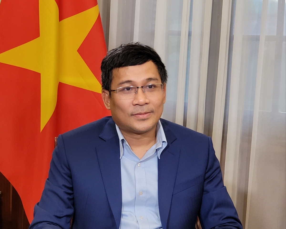 Deputy Foreign Minister Nguyen Minh Vu says Vietnam's vaccine diplomacy strategy has brought about initial encouraging results.