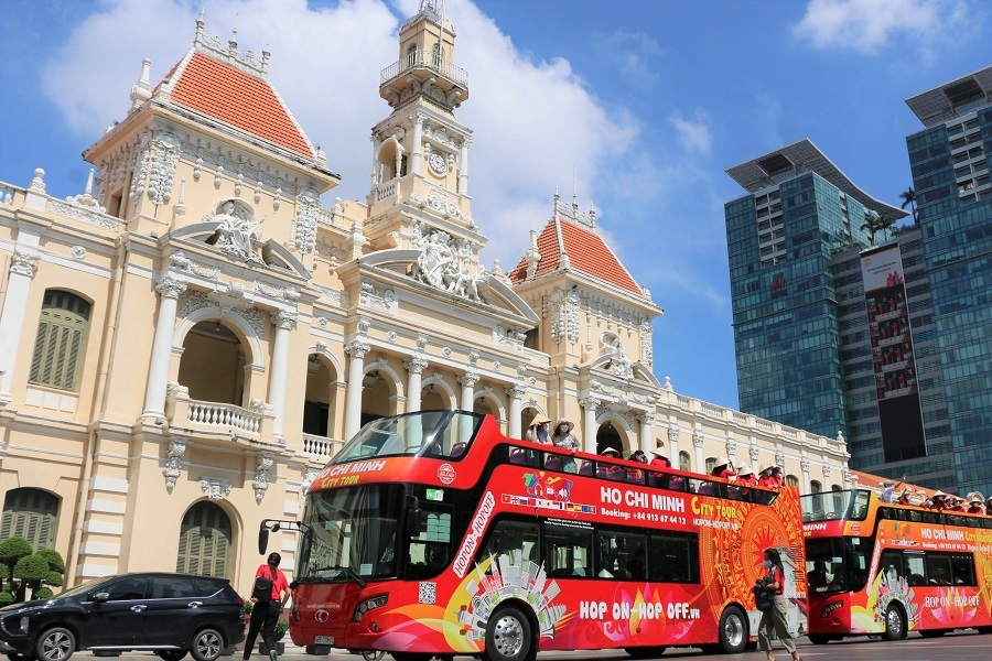 Ho Chi Minh City is expected to receive foreign arrivals with vaccine passports this December (Photo:plo.vn)