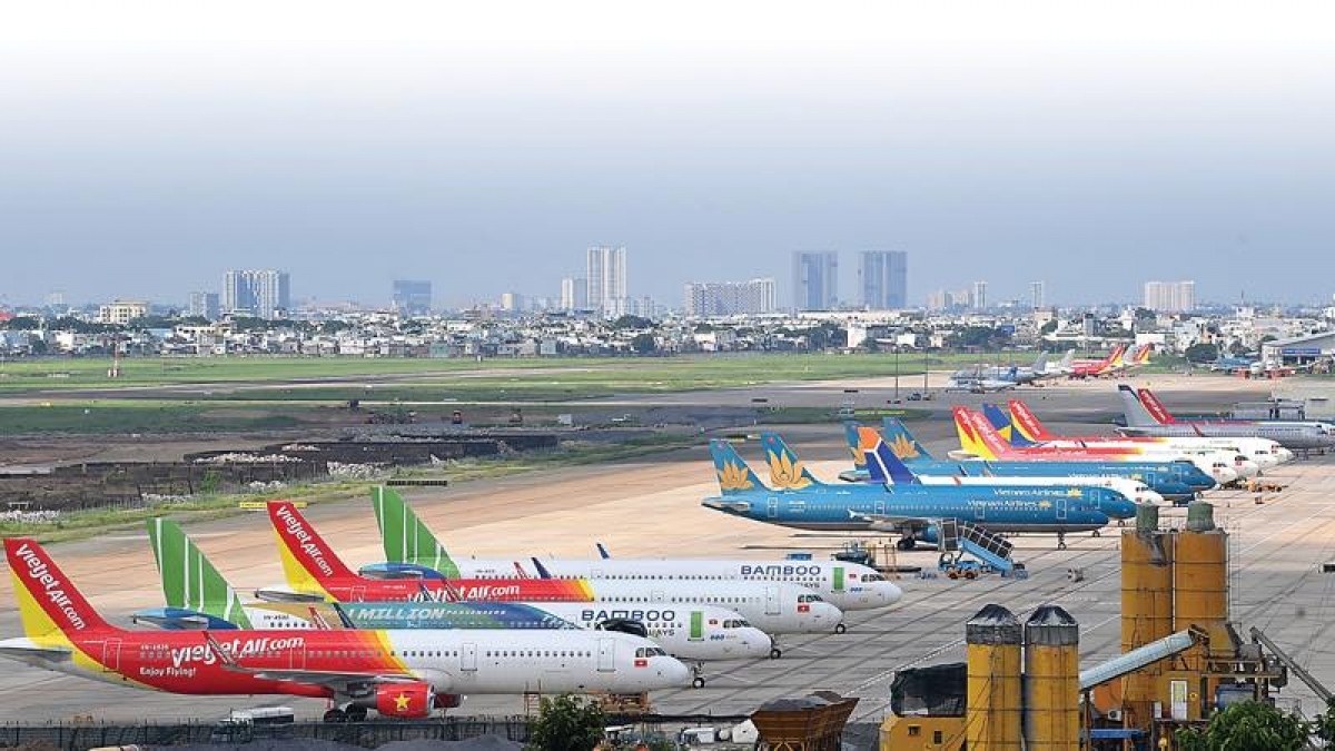 Major domeestic airlines are ready for a pilot scheme to resume international commercial flights starting on January 1, 2022.