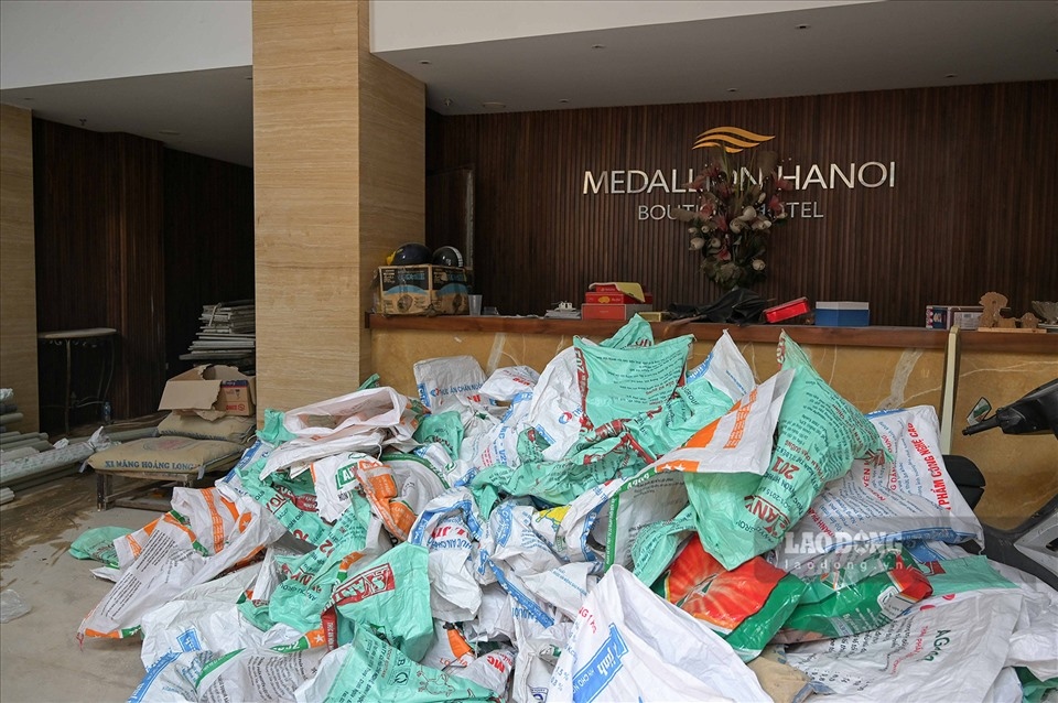 Meanwhile, Medallin Hotel on Ma May street which is designed to mainly receive foreign guests is refurbishing its facilities for reopening after two years of closure.