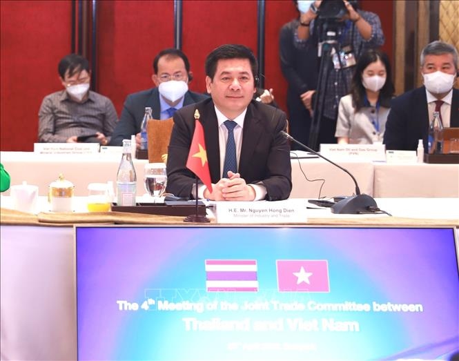 Minister of Industry and Trade Nguyen Hong Dien at the meeting (Photo:VNA)