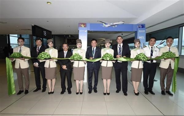 At the launching ceremony of the Melbourne-Hanoi air route
