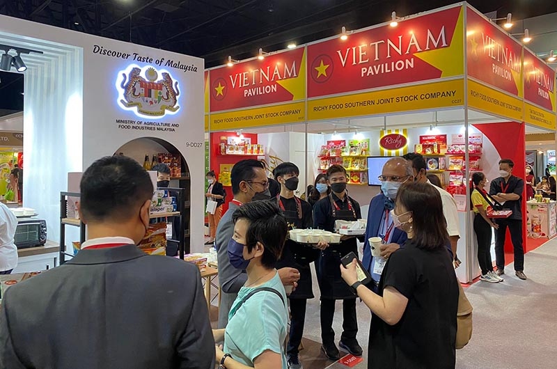 A Vietnamese booth at the fair (Photo: baodautu.vn)