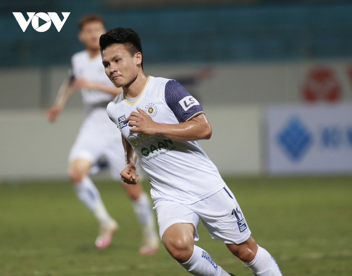 Vietnamese midfielder Nguyen Quang Hai signs a contract with a French club 