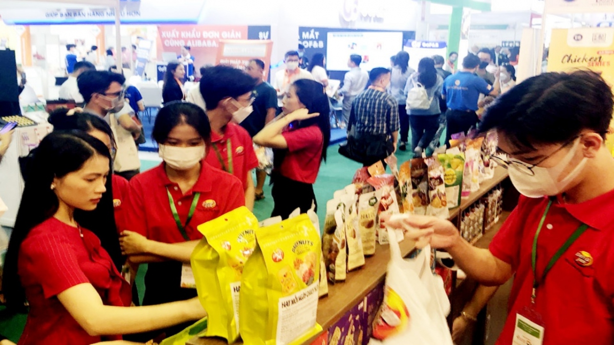 Many F&amp;B companies join the 26th International F&amp;B Exhibition in HCM City on August 11 – Photo: Le Hoang