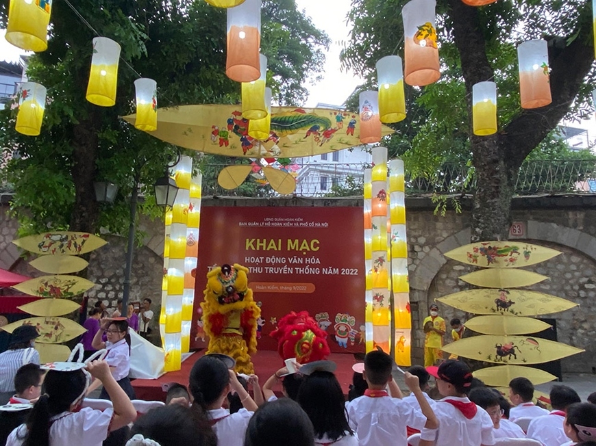 Cultural activities are taking place in Hanoi’s Old Quarter from September 7 to 10 to celebrate the Mid-Autumn Festival 2022. (Photo: Qdnd.vn)