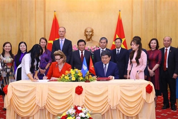 The Ho Chi Minh National Academy of Politics (HCMA) and the United Nations Development Programme in Vietnam (UNDP) signs a memorandum of understanding (MoU) on cooperation