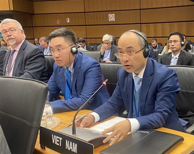 Nguyen Trung Kien, Governor - Permanent Representative of Vietnam to the IAEA speaks at the event