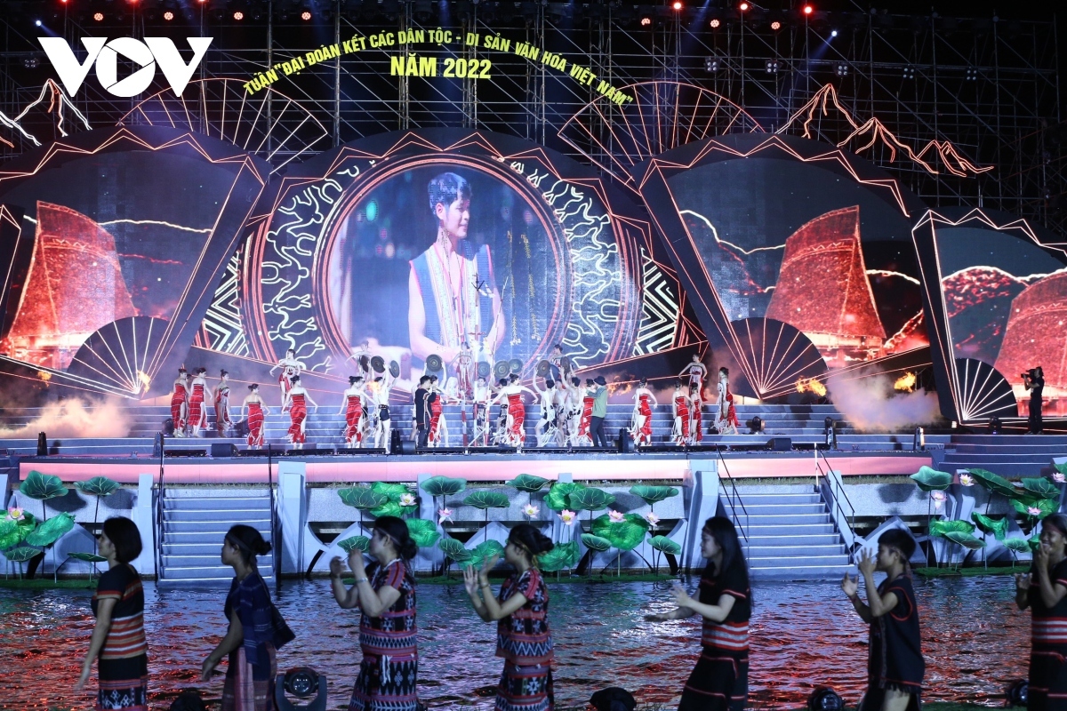 Art performances at the opening ceremony