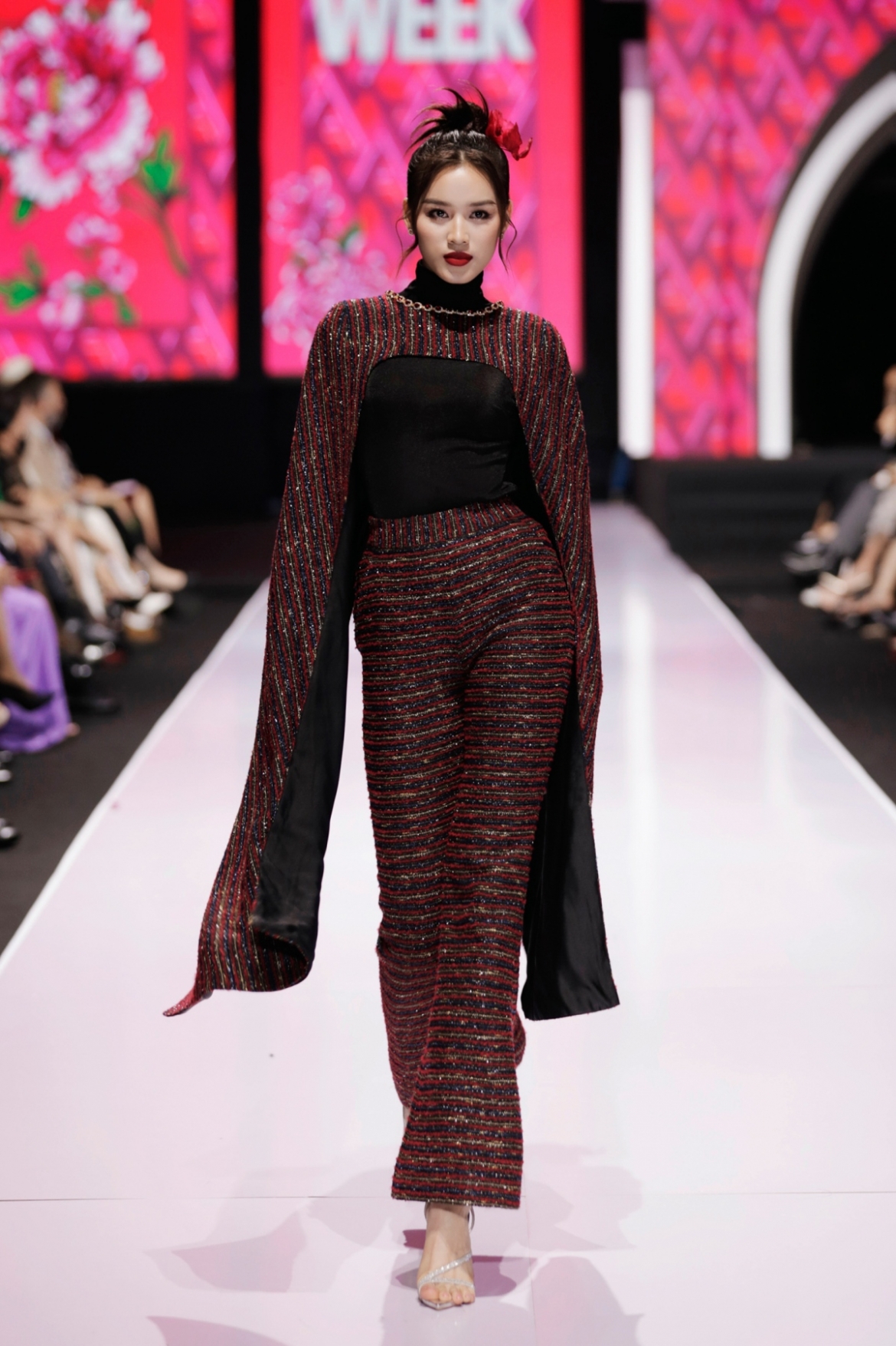 The Vietnam International Fashion Week Fall/Winter 2022 takes place from November 23 to November 27 at the Quan Ngua Sports Centre in Ba Dinh district of Hanoi.